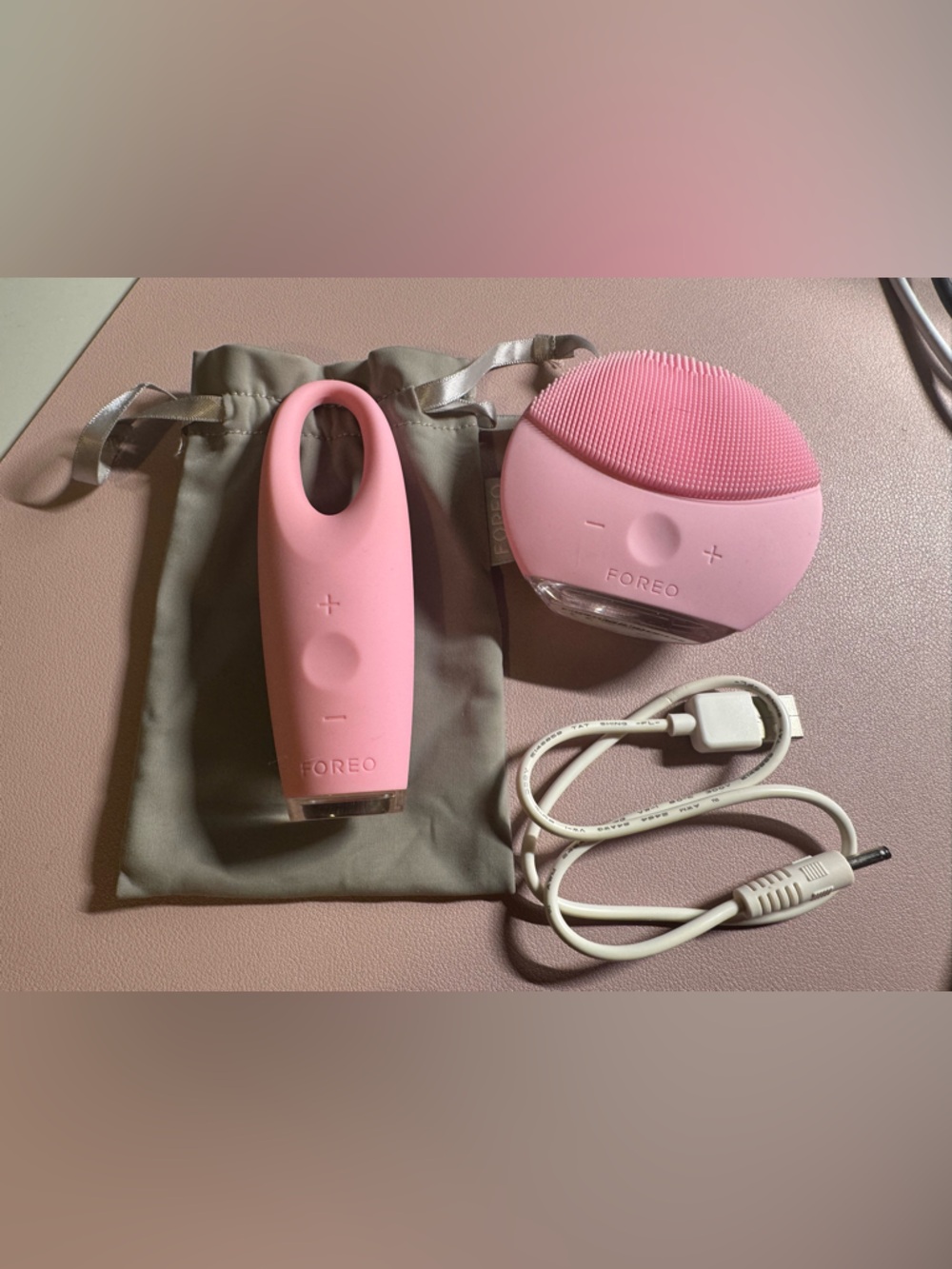 FOREO Pink Silicone Facial Cleansing Brush and Eye Massager Set
